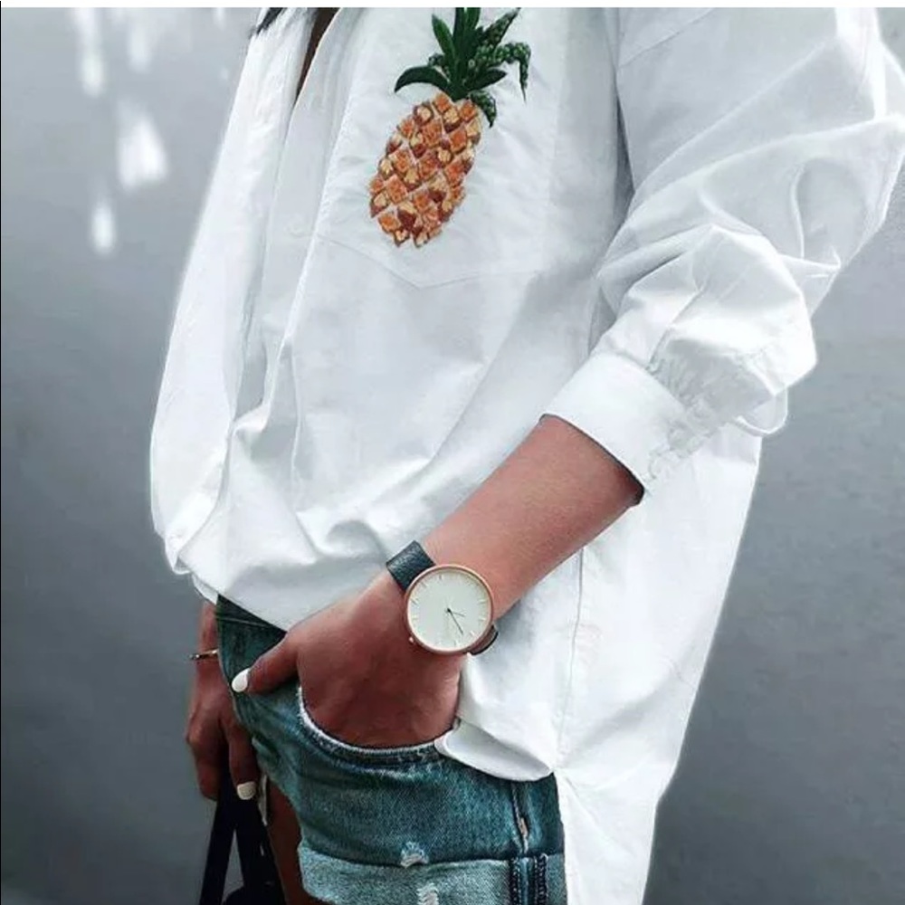 ๐ Host Pick ๐ NWT New white long sleeve pineappl - Picture 3 of 8